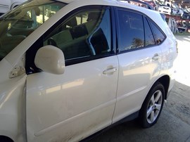 2004 LEXUS RX330, WHITE,  3.3L, AT, 4WD,  Z26366